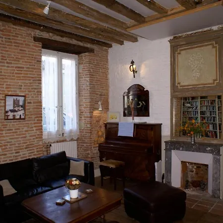 Maison Josephine 3* Villenouvelle